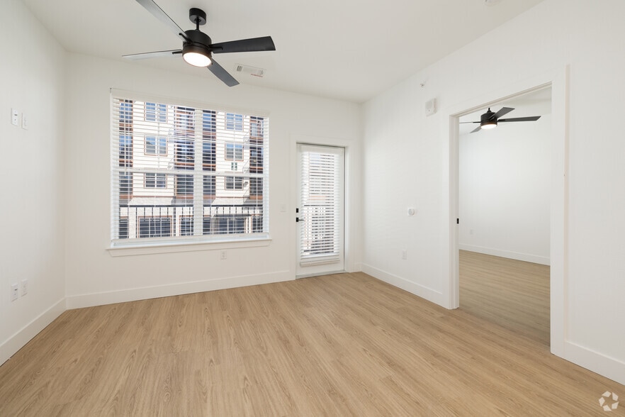 More Photos Of 2291 Mercantile St, Castle Rock Apartments For Lease