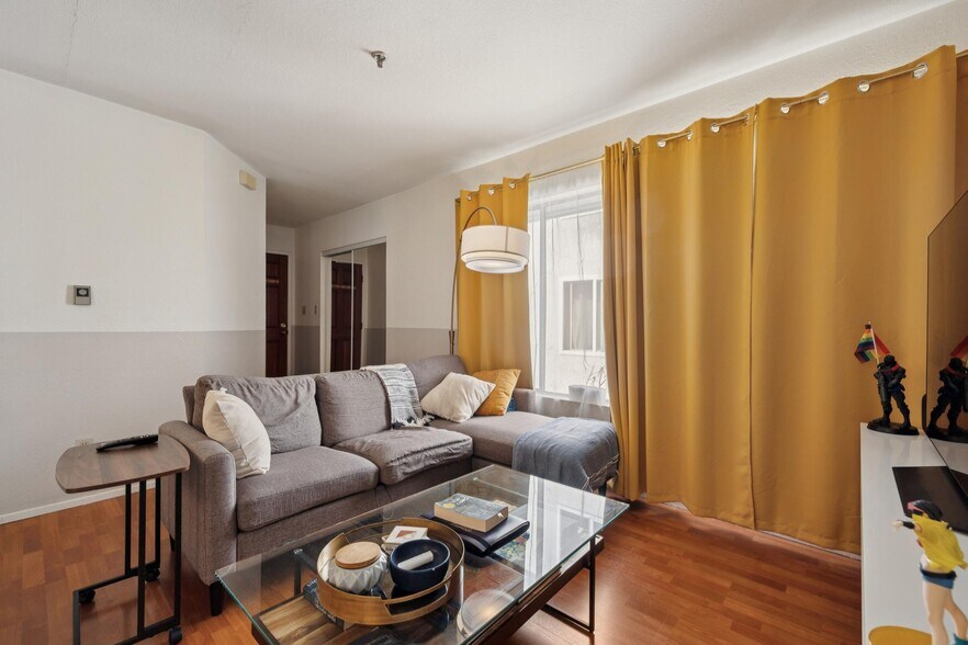 More Photos Of 459 Stow Ave, Oakland Apartments For Sale