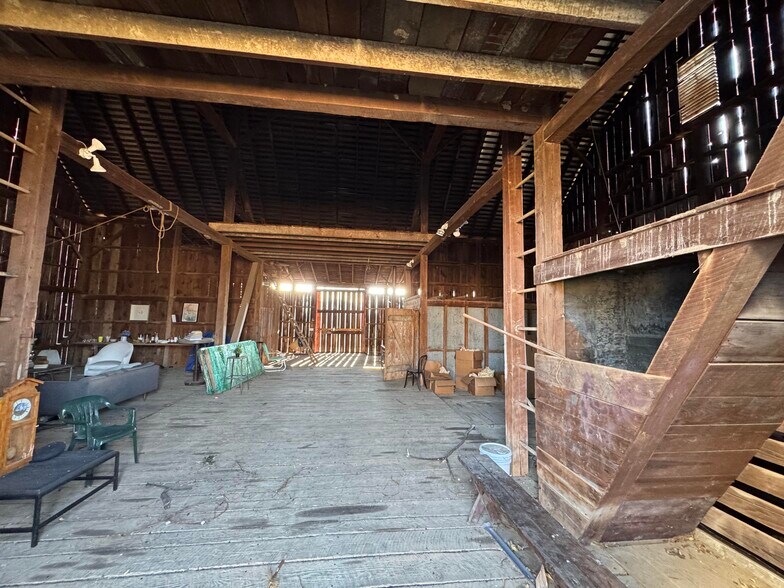 More Photos Of 461 Thunderbird Rd, Bentonville Land For Sale