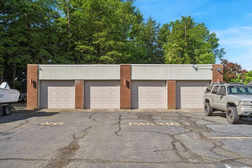 More Photos Of 1584 Parkside Ave, Trenton General Retail For Sale