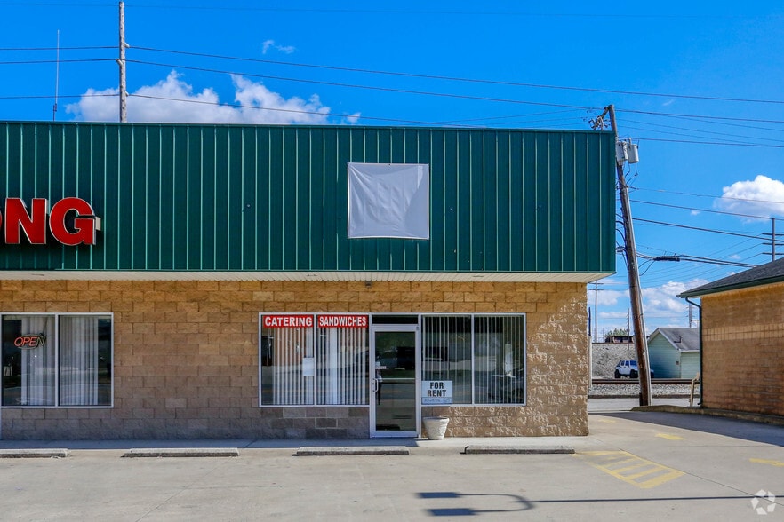 More Photos Of 3333 Louisa St, Catlettsburg Freestanding For Lease