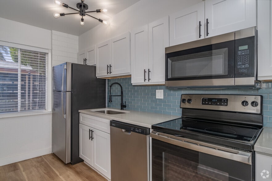 More Photos Of 7320 E Belleview St, Scottsdale Apartments For Sale