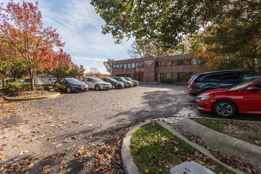 More Photos Of 838 Ritchie Hwy, Severna Park Office For Lease