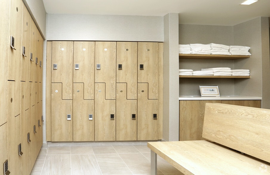 More Photos Of 529 14th St NW, Washington Office For Lease
