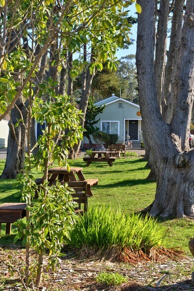 More Photos Of 18725 N Highway 1, Fort Bragg Hotel For Sale