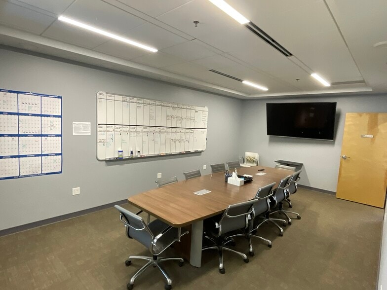 More Photos Of 3980 S Kalamath St, Englewood Warehouse For Sale