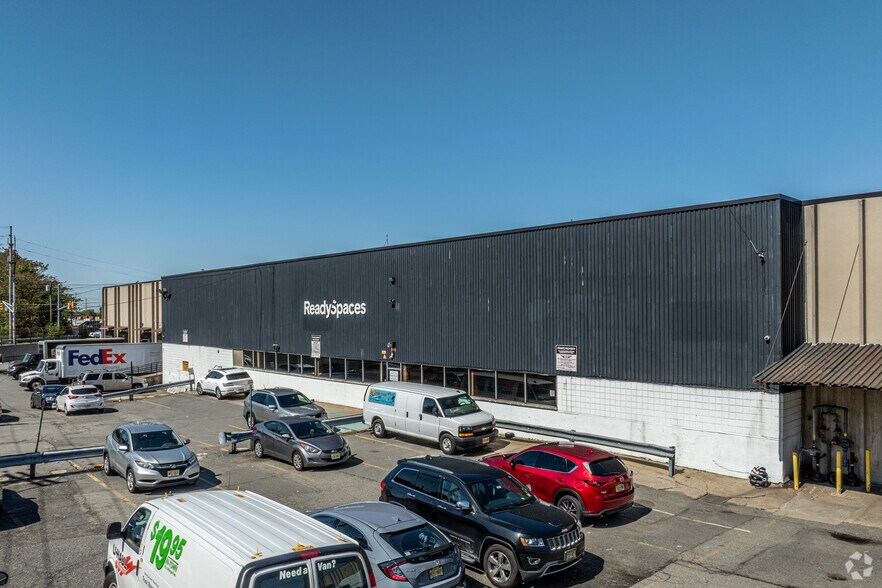 More Photos Of 7001 Anpesil Dr, North Bergen Warehouse For Lease