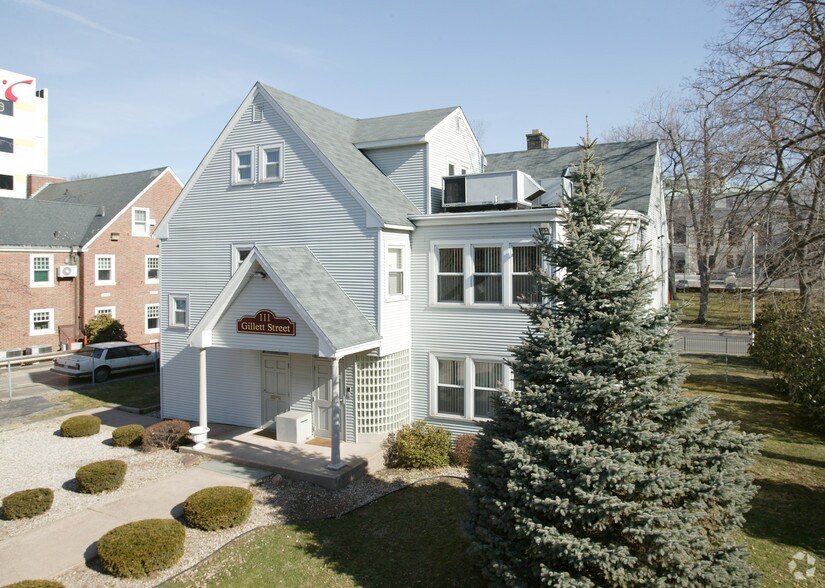 Primary Photo Of 111 Gillett St, Hartford Medical For Sale