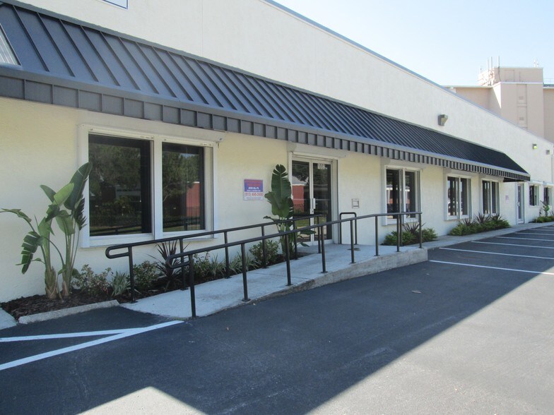 More Photos Of 1002 S Church Ave, Tampa Storefront For Lease