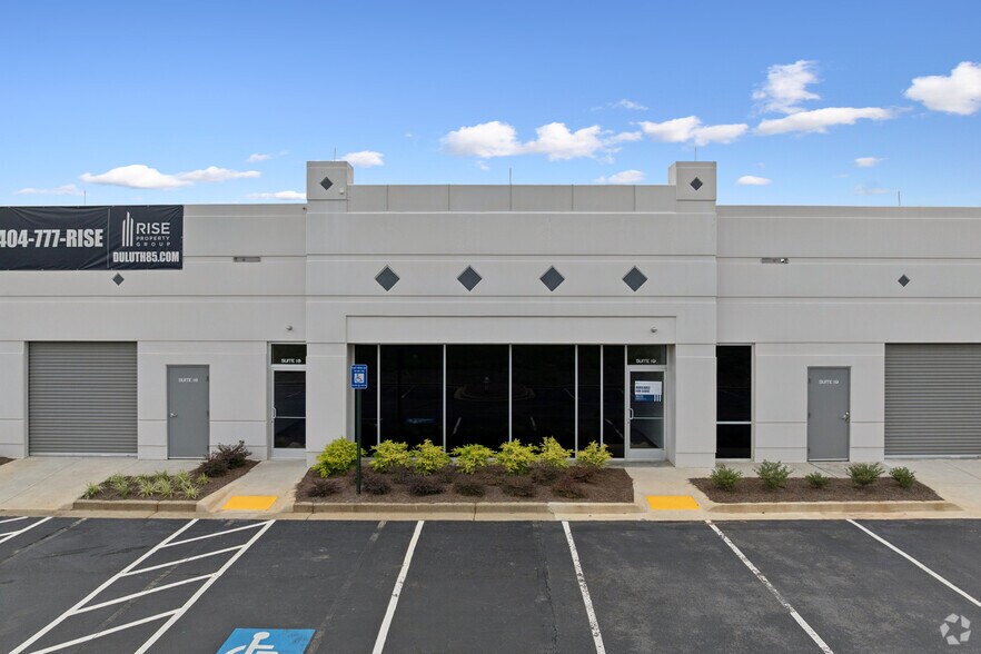 More Photos Of 2975 Breckinridge Blvd, Duluth Industrial For Lease