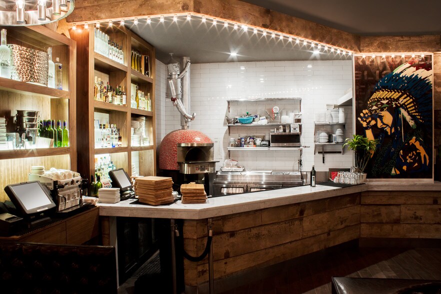 More Photos Of 3329 Astoria Blvd, Astoria General Retail For Sale