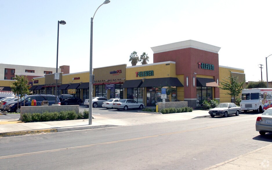 More Photos Of 4956 W Century Blvd, Inglewood Freestanding For Lease