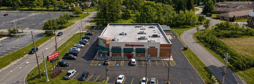 More Photos Of 3390 Elm Rd, Warren Drugstore For Sale