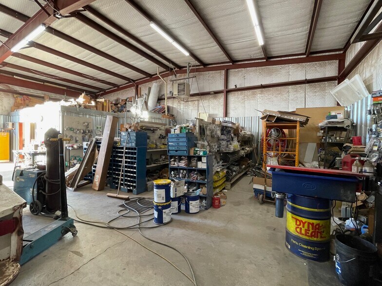 More Photos Of 700 N Gold Ave, Deming Specialty For Sale