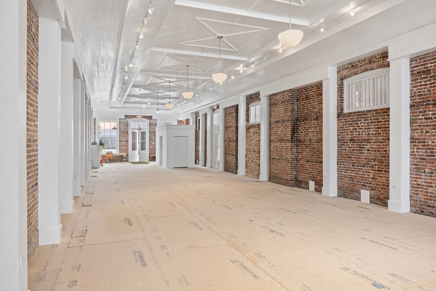 More Photos Of 438 King St, Charleston Office For Lease
