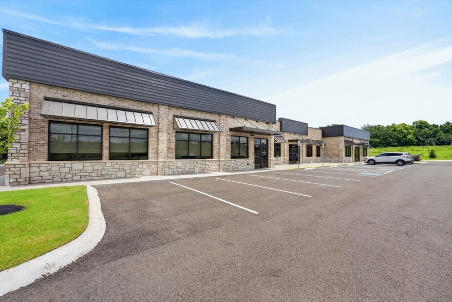 More Photos Of 625 Hornbuckle Rd, Clarksville Healthcare For Lease