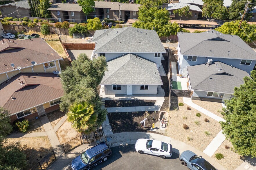 More Photos Of 2409 Cava Ct, Sacramento Apartments For Sale