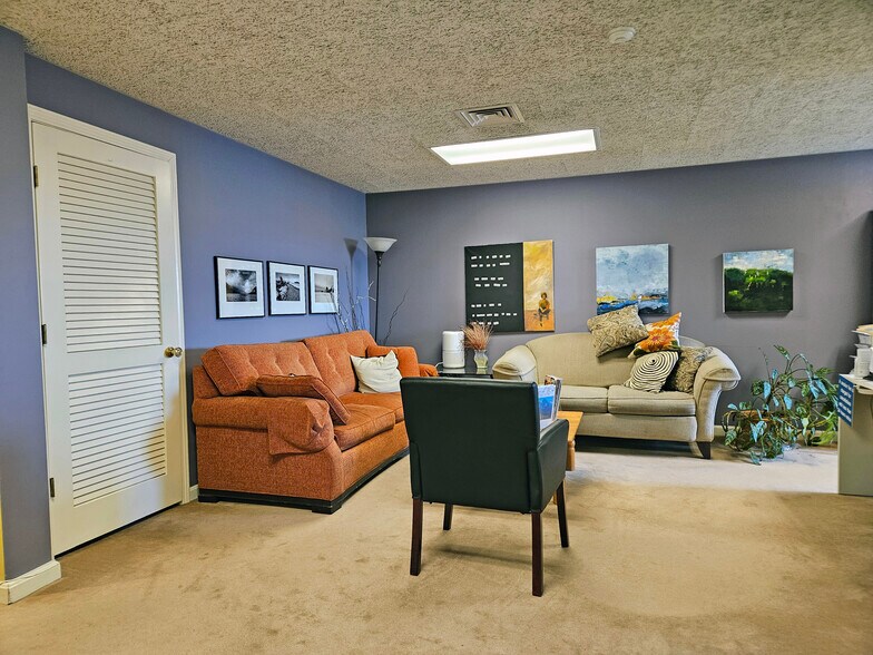More Photos Of 500 Market St, Portsmouth Office For Sale