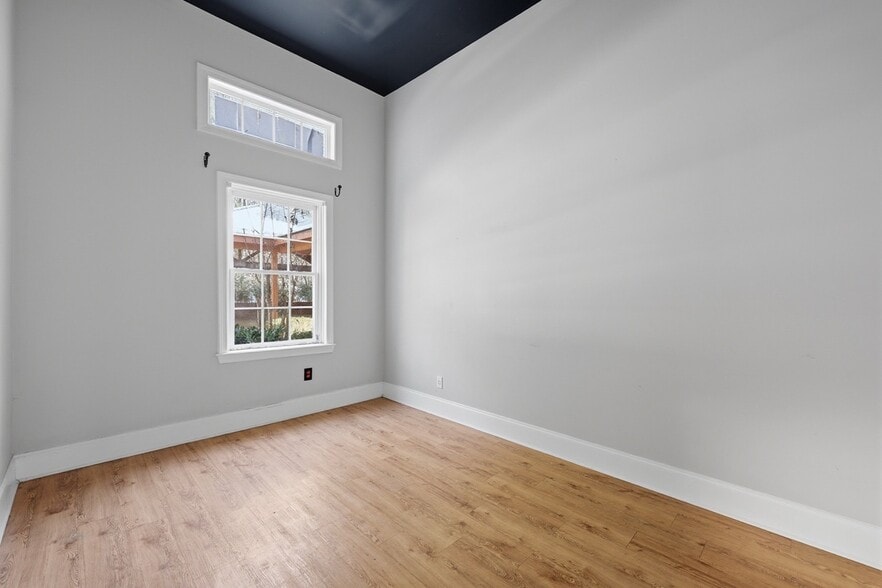 More Photos Of 6470 Georgia 400, Cumming Medical For Sale