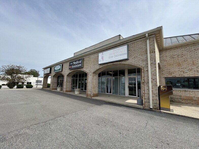 More Photos Of 8101 Polo Club Dr, Merrillville Storefront For Lease