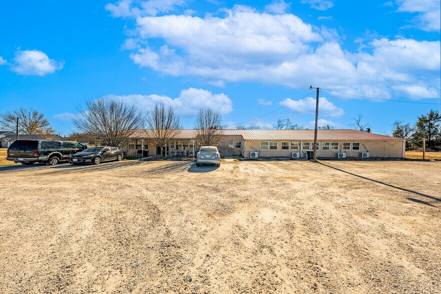 More Photos Of 3402 Goodnight Blvd, Wills Point Research And Development For Sale