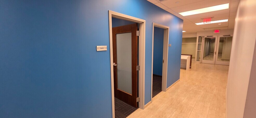 More Photos Of 300 S Washington Sq, Lansing Office Residential For Lease