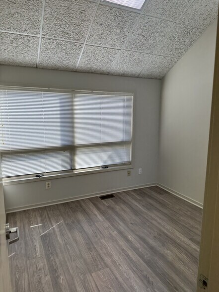 More Photos Of 701 W White Horse Rd, Voorhees Medical For Sale