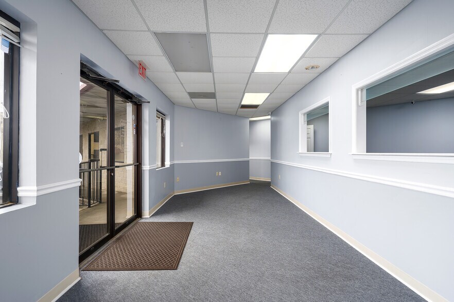 More Photos Of 5547 1st Ave N, Birmingham Freestanding For Sale