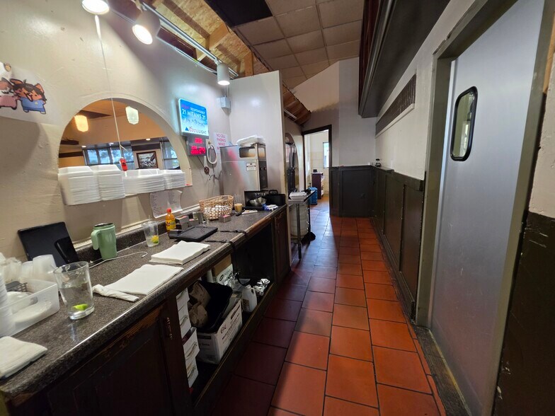 More Photos Of 2813 W Walnut St, Rogers Restaurant For Sale