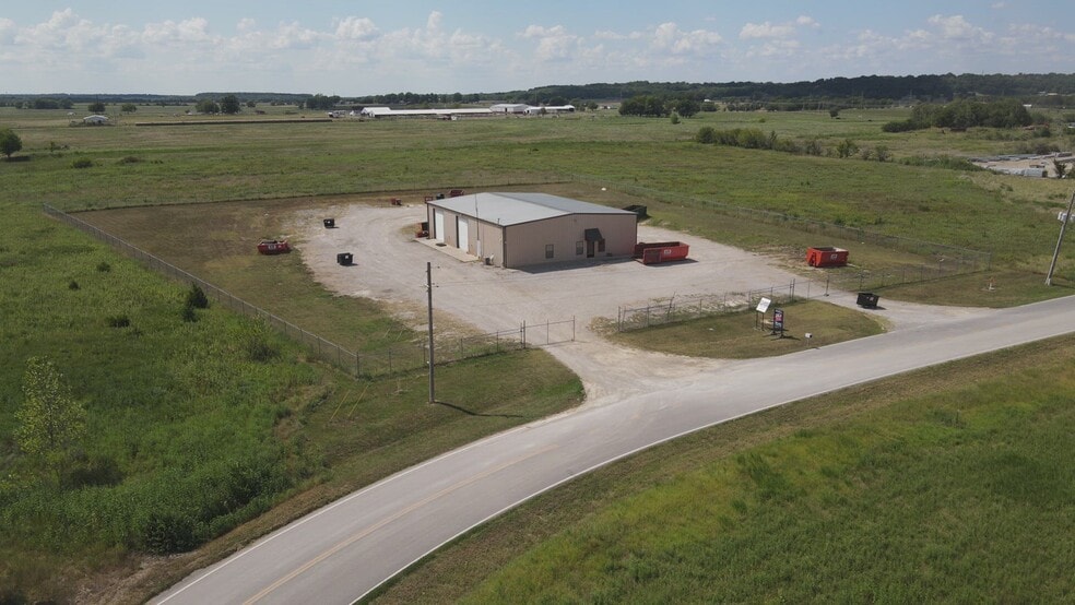 More Photos Of 6082 S Industrial Dr, Chelsea Manufacturing For Sale