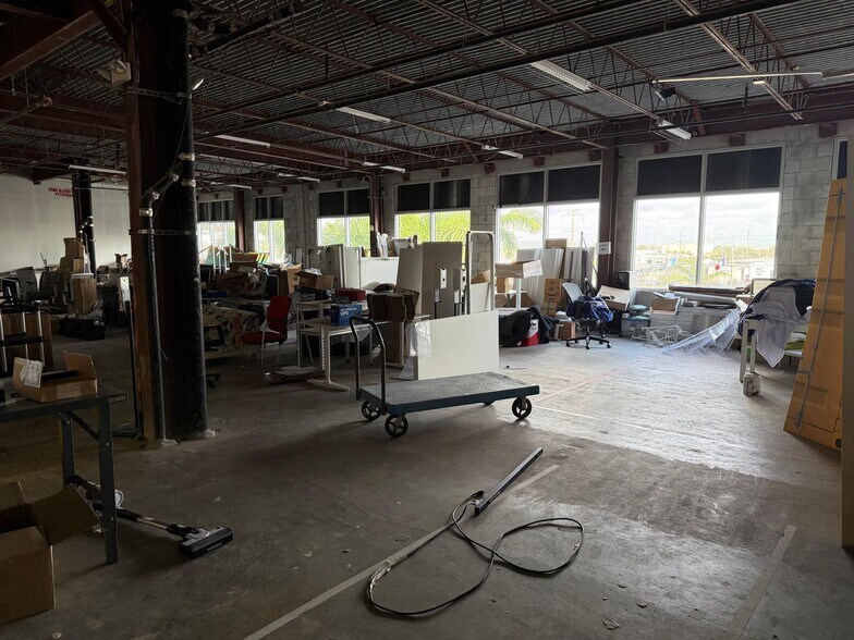 More Photos Of 7950 NW 53rd St, Doral Medical For Sale