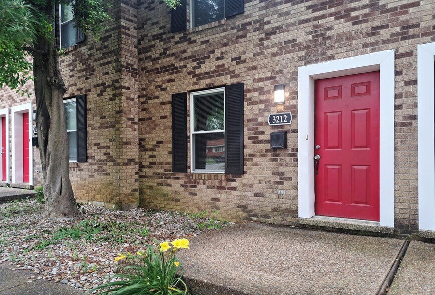 More Photos Of 3100 Orchard Manor Cir, Louisville Apartments For Sale