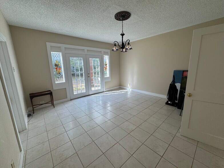 More Photos Of 436 S Fannin Ave, Tyler Office Residential For Sale