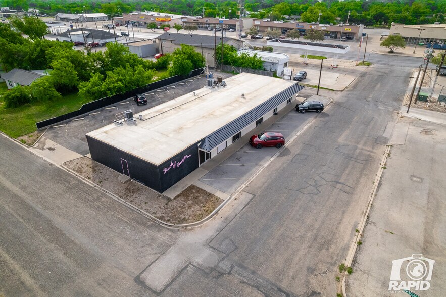 More Photos Of 72 Hassell St, San Angelo Specialty For Sale