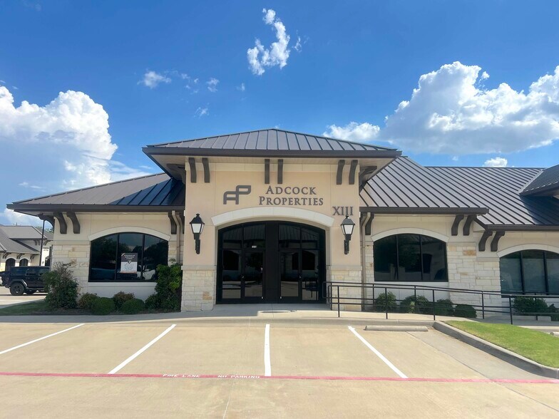 More Photos Of 8501 Wade Blvd, Frisco Unknown For Lease