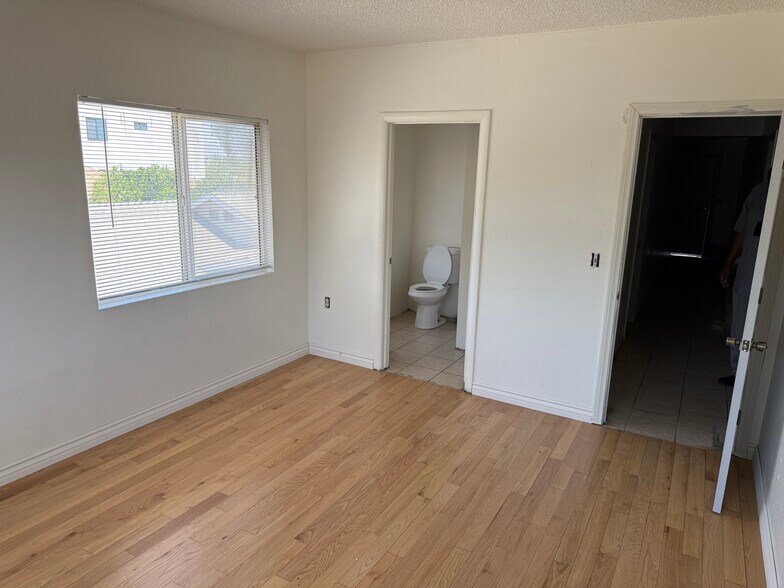 More Photos Of 8930 S Vermont Ave, Los Angeles Daycare Center For Sale