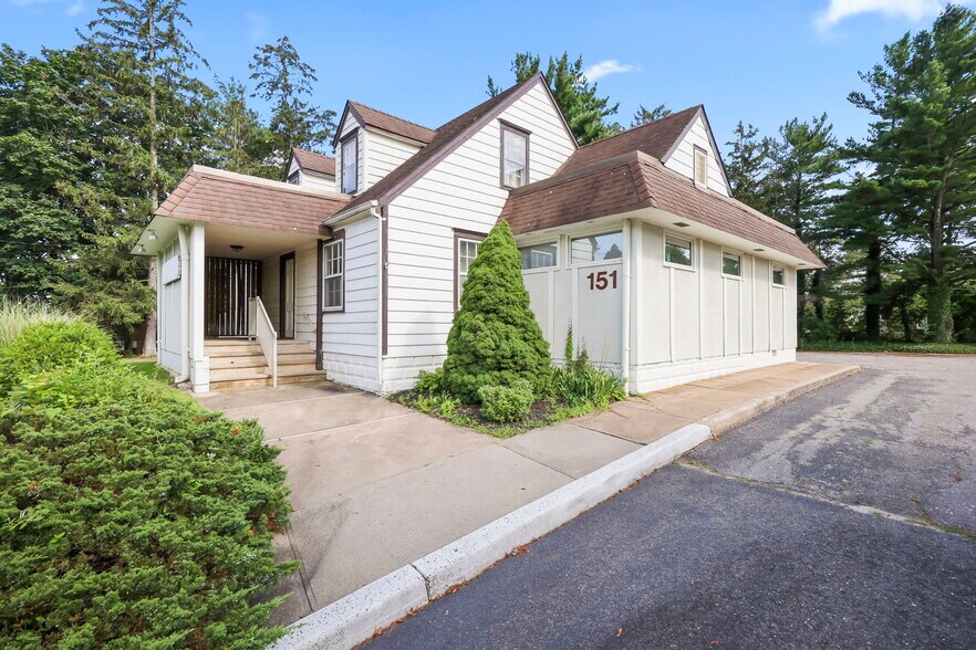 More Photos Of 151 Highway 37, Toms River Office For Sale