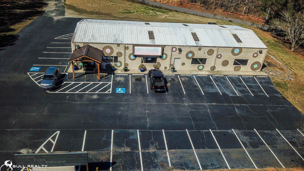 More Photos Of 2054 Highway 400 S, Dawsonville Freestanding For Sale