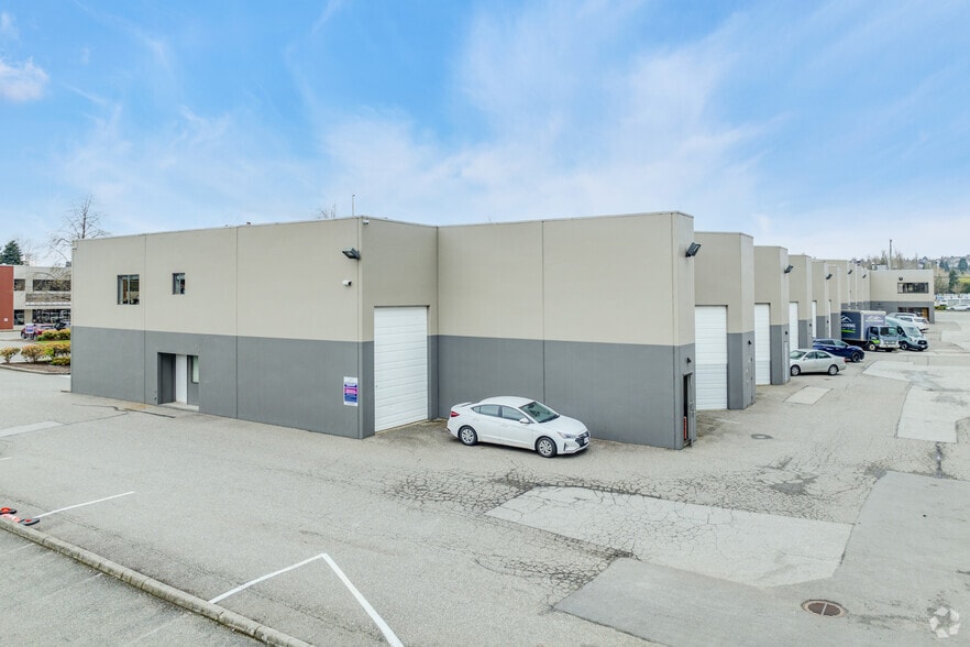 More Photos Of 6360 202nd St, Langley Twp Showroom For Lease