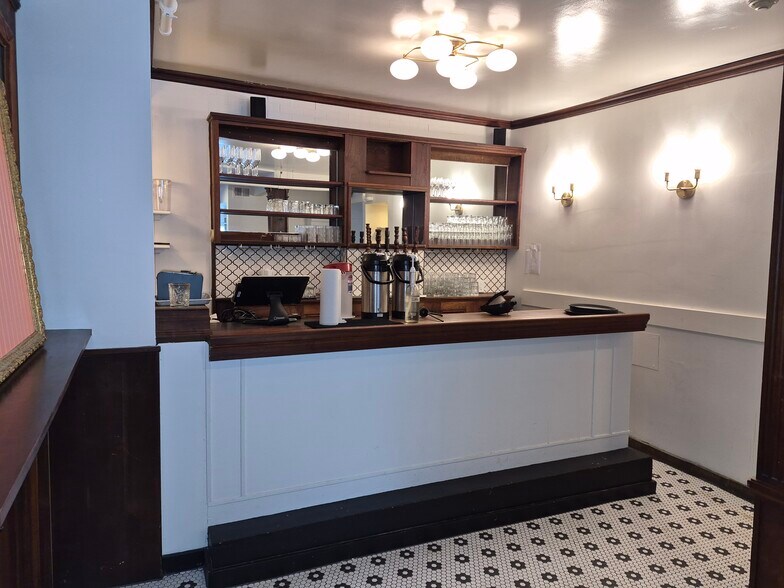 More Photos Of 231-233 Cardinal Medeiros Ave, Cambridge Storefront Retail Residential For Sale