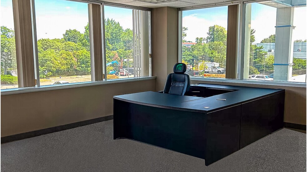More Photos Of 25 Melville Park Rd, Melville Office For Lease