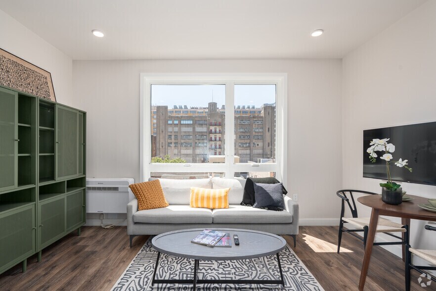 More Photos Of 1314 Spring Garden St, Philadelphia Apartments For Lease