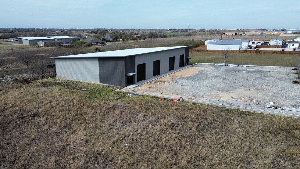 Primary Photo Of 1158 County Road 108, Hutto Warehouse For Lease