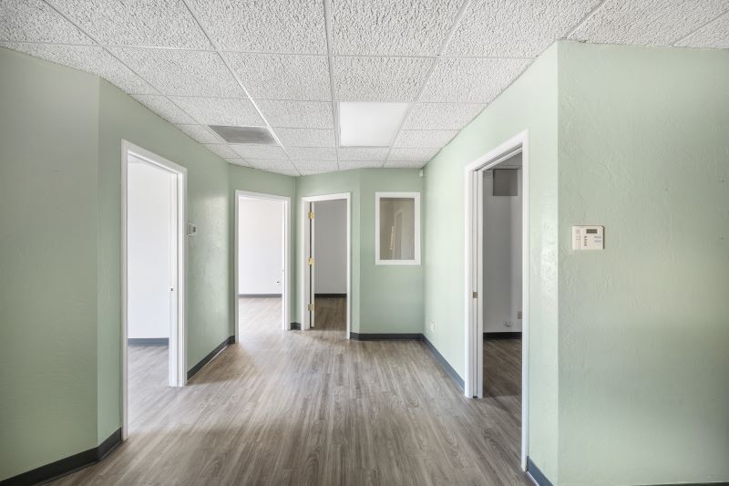 More Photos Of 1631 E Guadalupe Rd, Tempe Medical For Sale