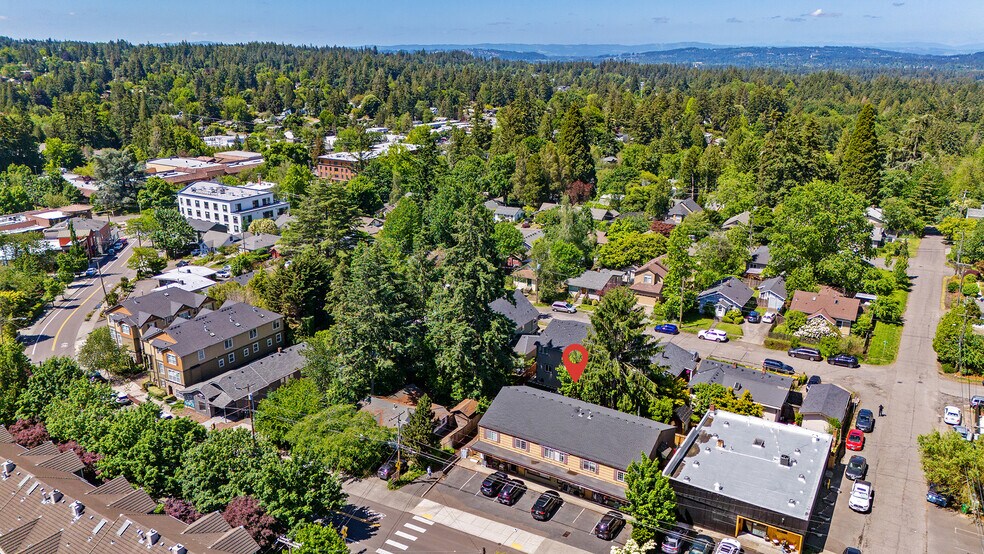 More Photos Of 7409 SW Capitol Hwy, Portland Freestanding For Sale