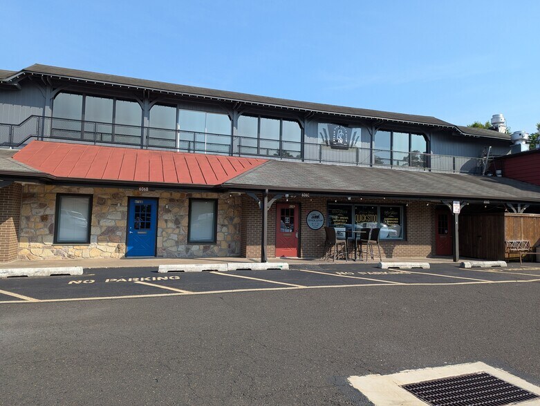 More Photos Of 606 2nd St, Southampton Storefront Retail Office For Lease