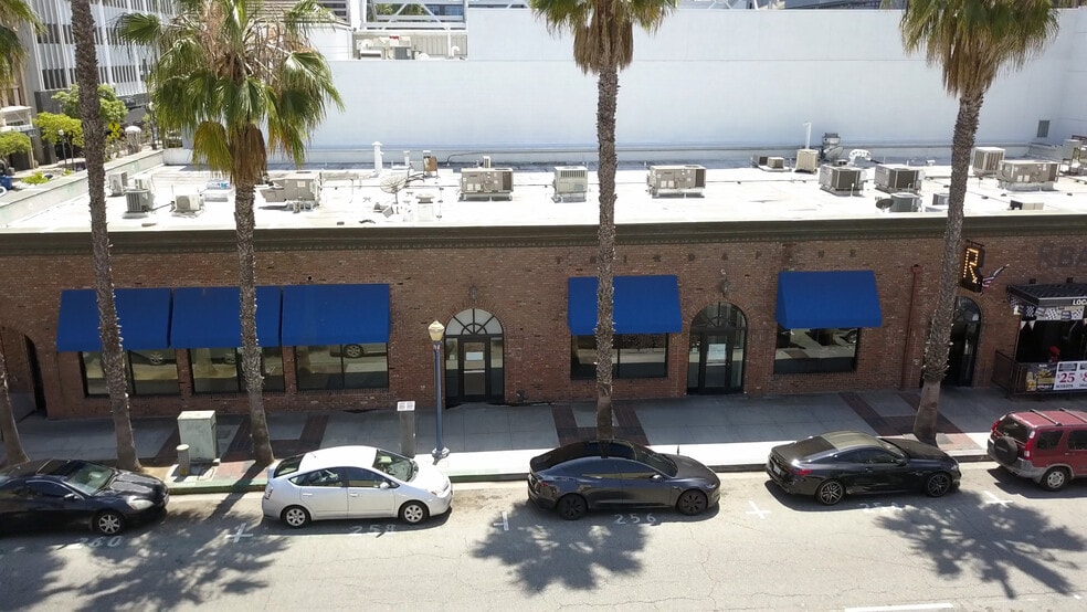 More Photos Of 108 W 3rd St, Long Beach Restaurant For Lease