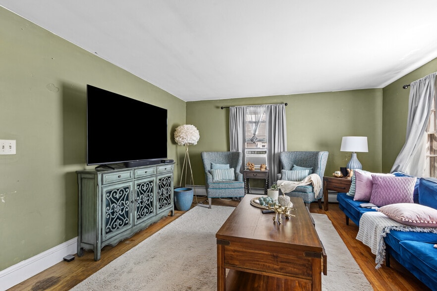 More Photos Of 1058 Charles St, North Providence Restaurant For Sale