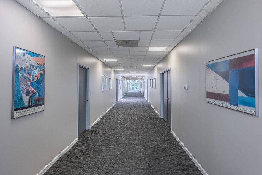More Photos Of 7271 N Main St, Dayton Medical For Lease