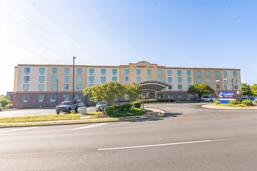 More Photos Of 7350 Williamson Blvd, Manassas Hotel For Sale